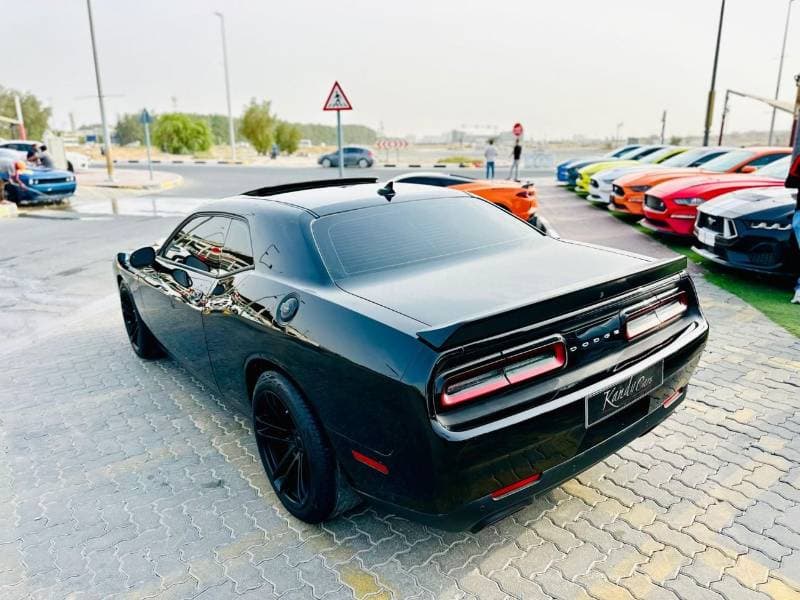 2023 Dodge Challenger thumbnail 7