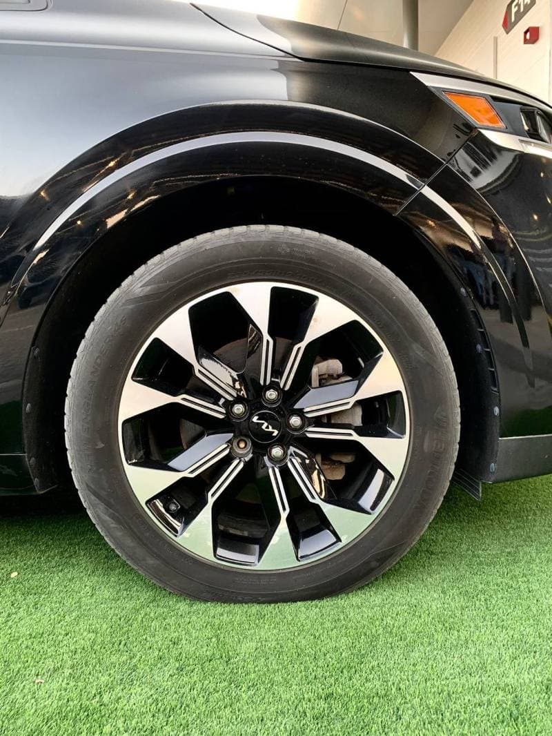 2022 Kia Carnival EX thumbnail 5