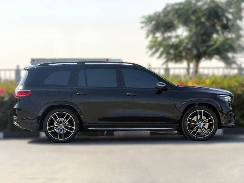 2025 Mercedes Benz GLS450 4MATIC thumbnail 3