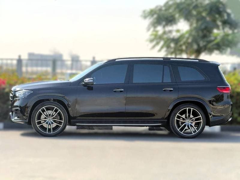 2025 Mercedes Benz GLS450 4MATIC thumbnail 4
