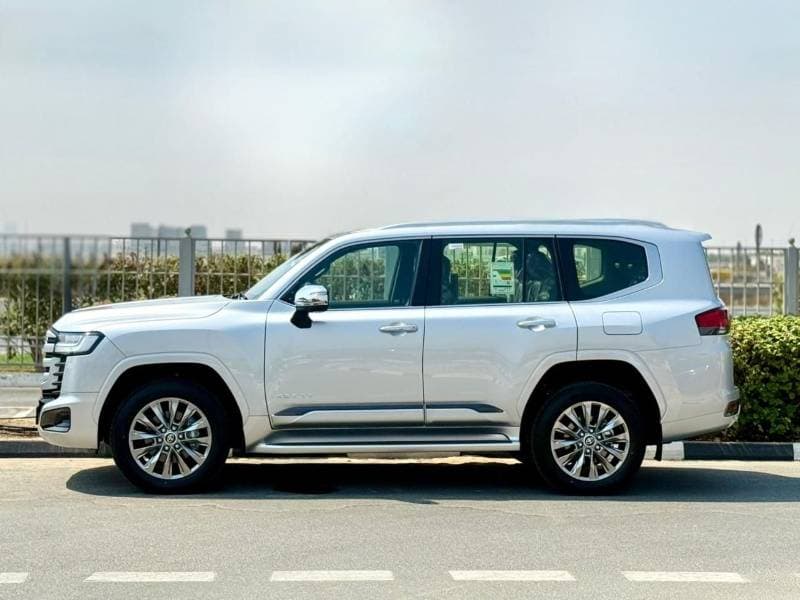 2026 Toyota Land Cruiser VXR thumbnail 6