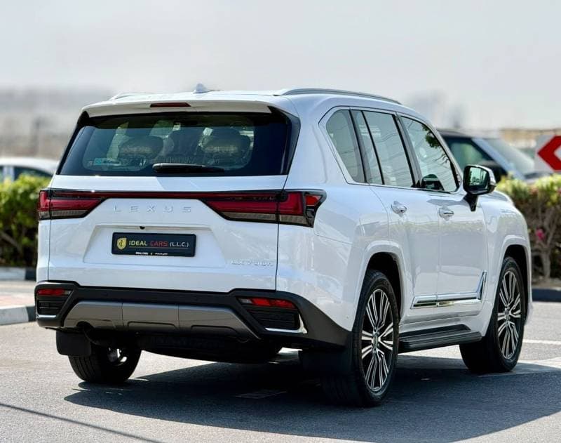 2026 Lexus LX700h SIGNATURE thumbnail 5