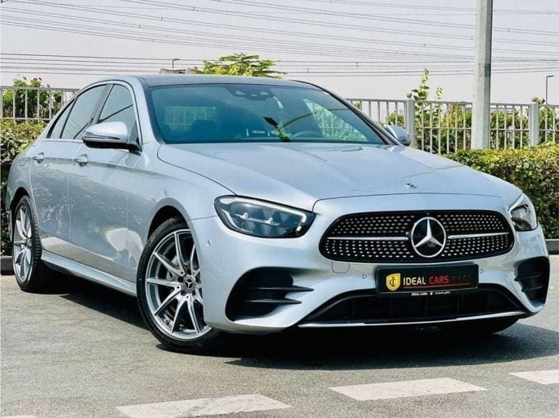 2023 Mercedes Benz E200 AMG thumbnail 2