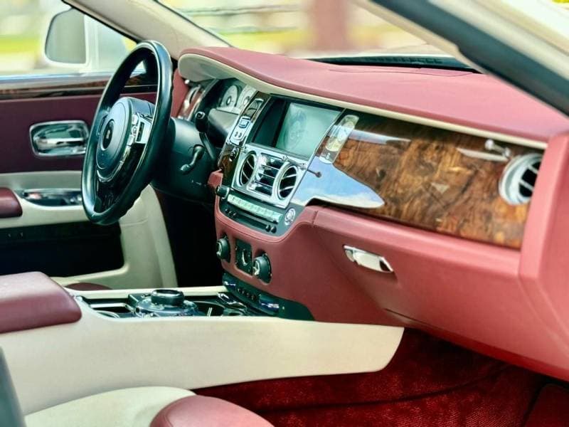 2017 Rolls Royce Ghost SWB thumbnail 7
