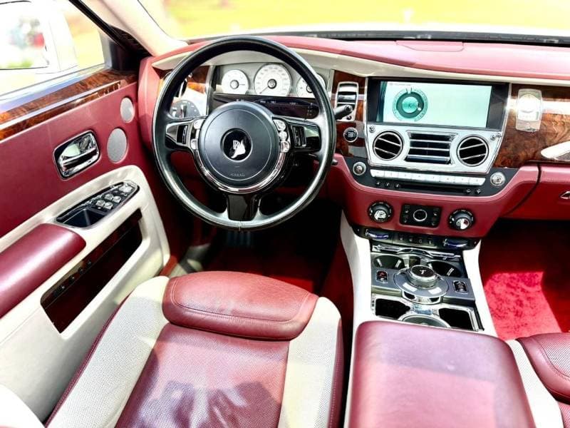 2017 Rolls Royce Ghost SWB thumbnail 8