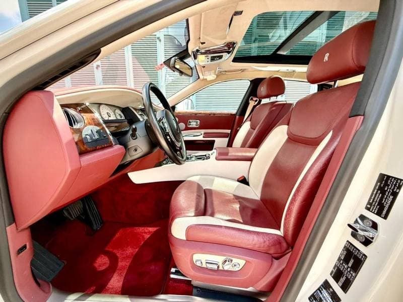 2017 Rolls Royce Ghost SWB thumbnail 5