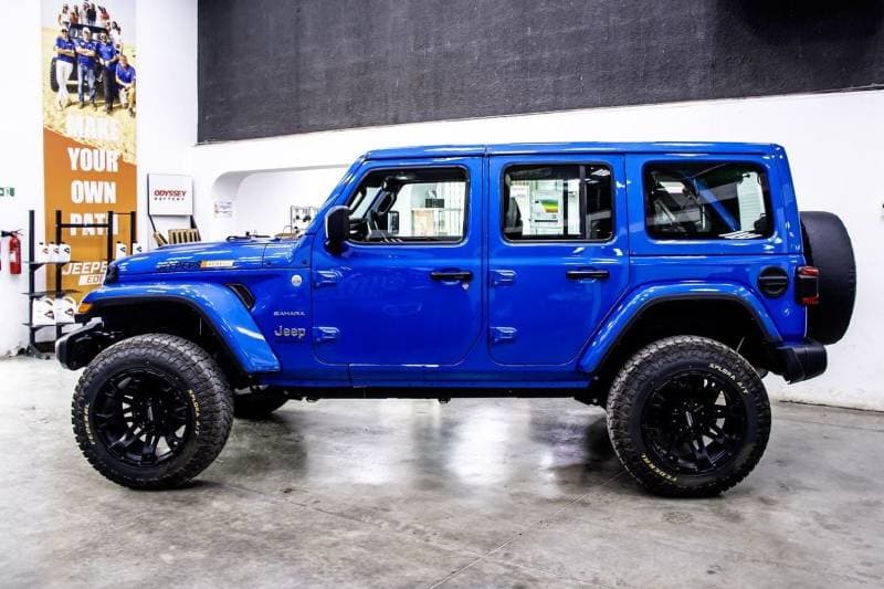 2024 Jeep Wrangler SAHARA thumbnail 5