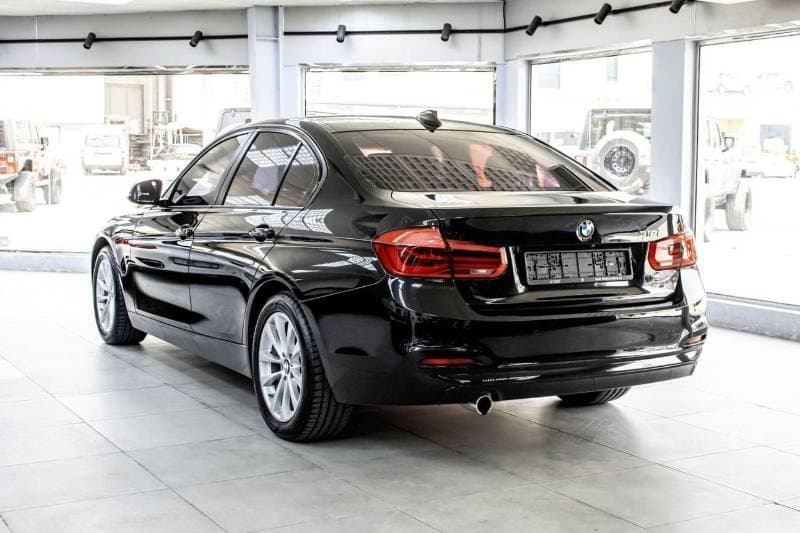 2018 BMW 318i EXCLUSIVE thumbnail 7