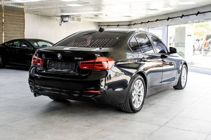2018 BMW 318i EXCLUSIVE thumbnail 6