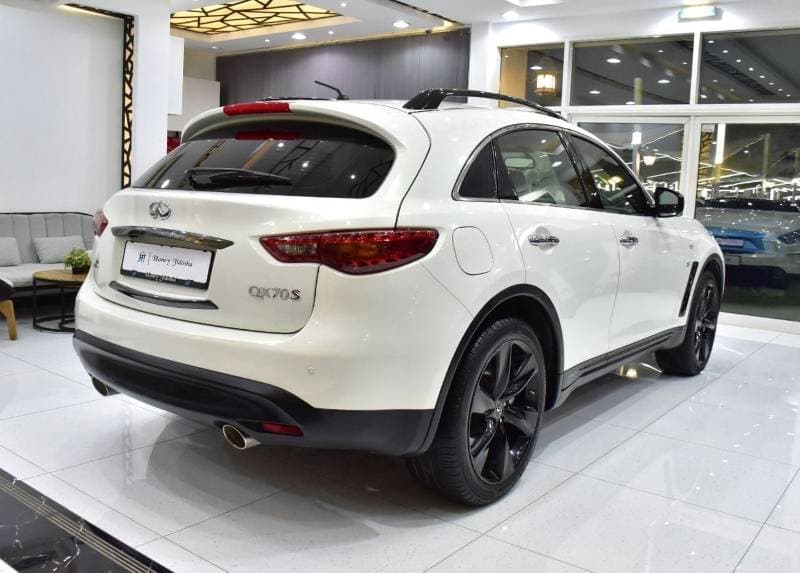 2016 Infiniti QX70 ELITE SPORT thumbnail 6