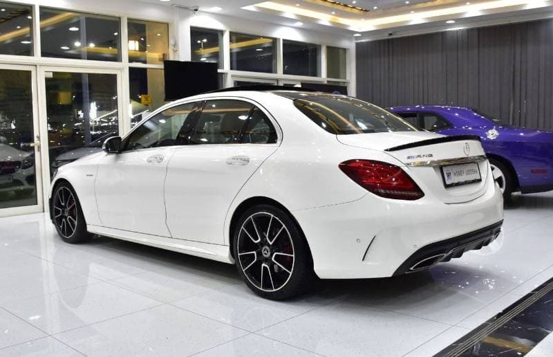 2019 Mercedes Benz C200 . thumbnail 7