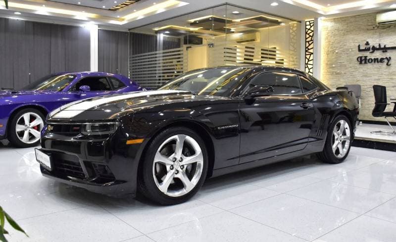 2015 Chevrolet Camaro thumbnail 3
