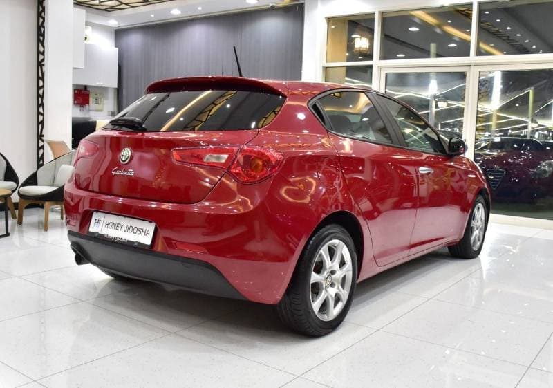 2013 Alfa Romeo Giulietta DISTINCTIVE thumbnail 6