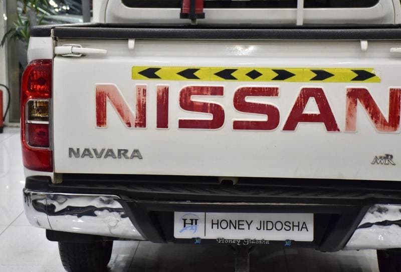 2020 Nissan Navara SE CSF thumbnail 8