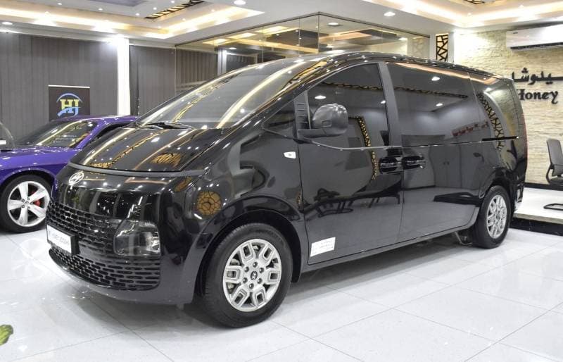 2026 Hyundai Staria COMFORT thumbnail 3