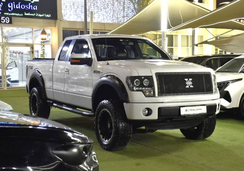 2012 Ford F 150 FX4 SUPER CAB BLACK ALY