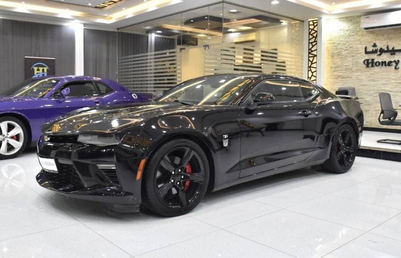 2017 Chevrolet Camaro SS thumbnail 3