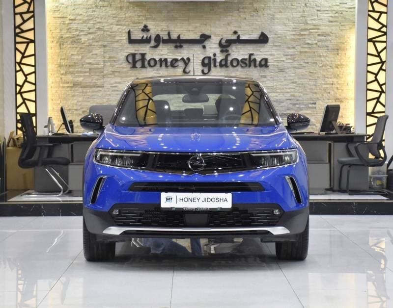2023 Opel Mokka ULTIMATE thumbnail 2