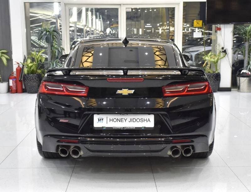 2017 Chevrolet Camaro SS thumbnail 5