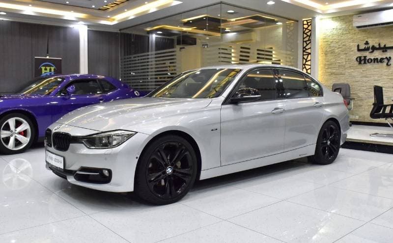 2013 BMW 335i SPORT thumbnail 3