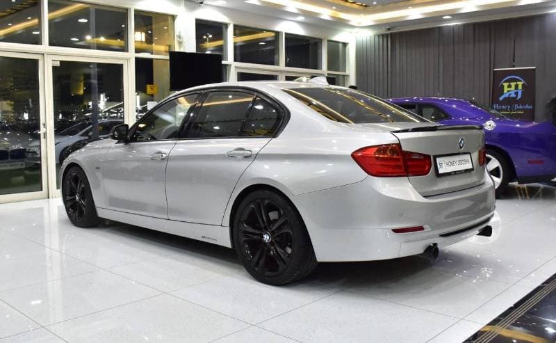 2013 BMW 335i SPORT thumbnail 7