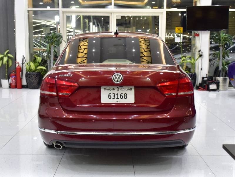 2016 Volkswagen Passat SEL thumbnail 5