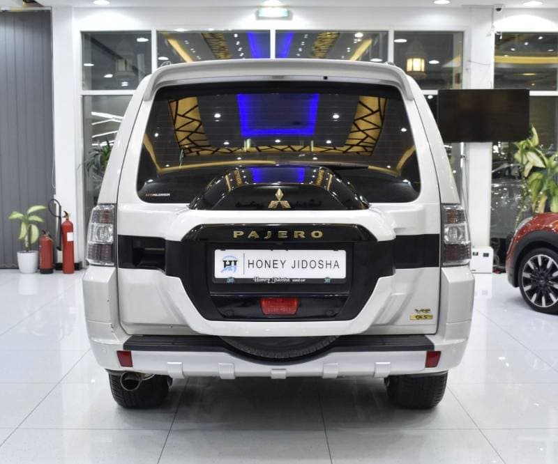 2019 Mitsubishi Pajero GLS MIDLINE thumbnail 5