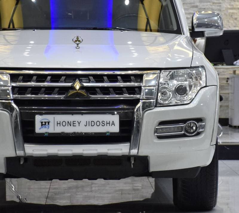 2019 Mitsubishi Pajero GLS MIDLINE thumbnail 4