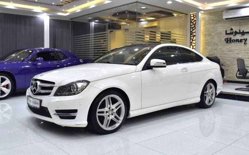 2015 Mercedes Benz C250 CGI thumbnail 3