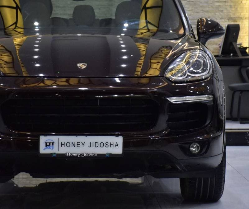 2018 Porsche Cayenne PLATINUM EDITION thumbnail 4