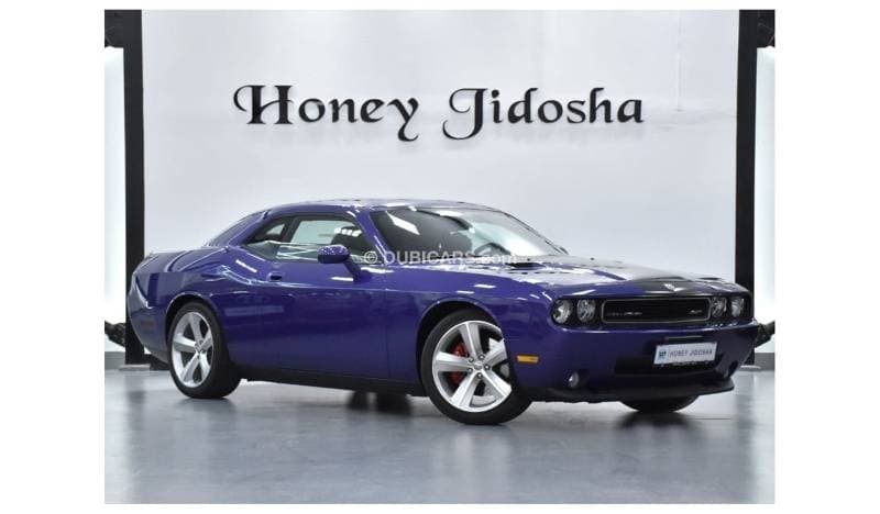 2010 Dodge Challenger SRT8 thumbnail 3