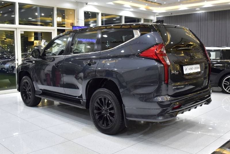 2023 Mitsubishi Montero Sport thumbnail 7