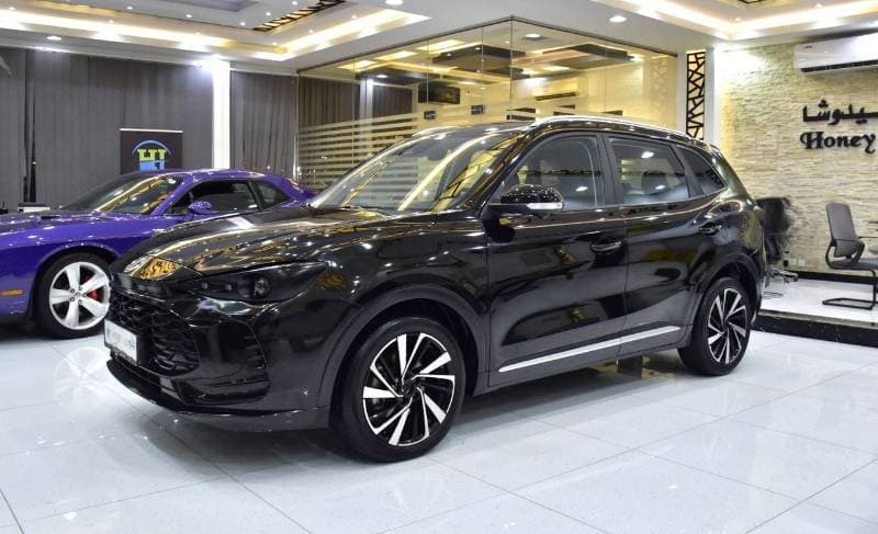 2023 MG ZS LUX thumbnail 3