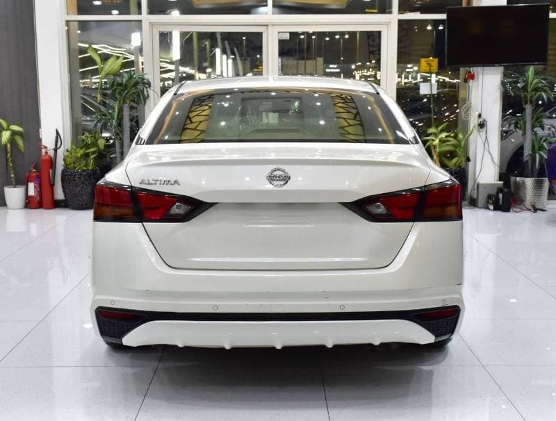 2020 Nissan Altima S thumbnail 5