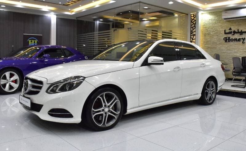 2014 Mercedes Benz E400 STANDARD thumbnail 3