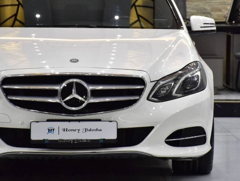 2014 Mercedes Benz E400 STANDARD thumbnail 4