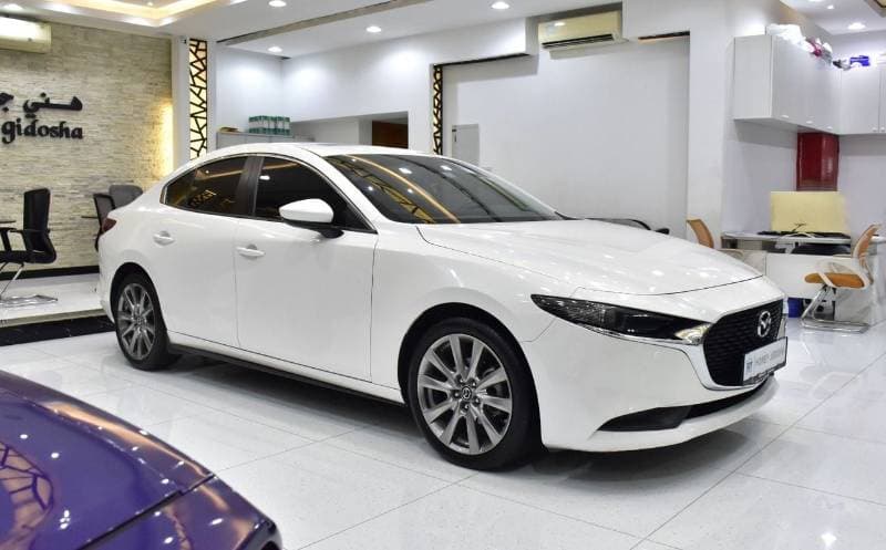 2023 Mazda 3 EVOLVE