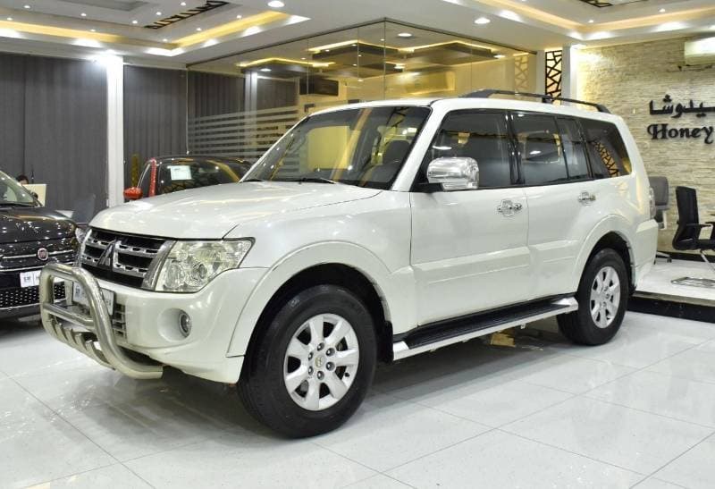 2012 Mitsubishi Pajero GLS HIGHLINE TOP thumbnail 3