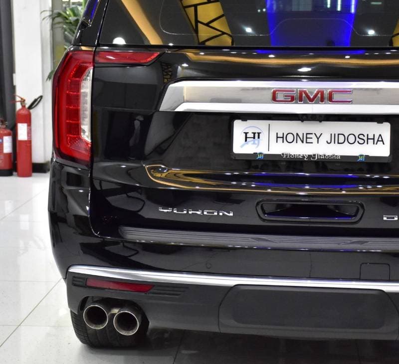 2023 GMC Yukon DENALI thumbnail 8