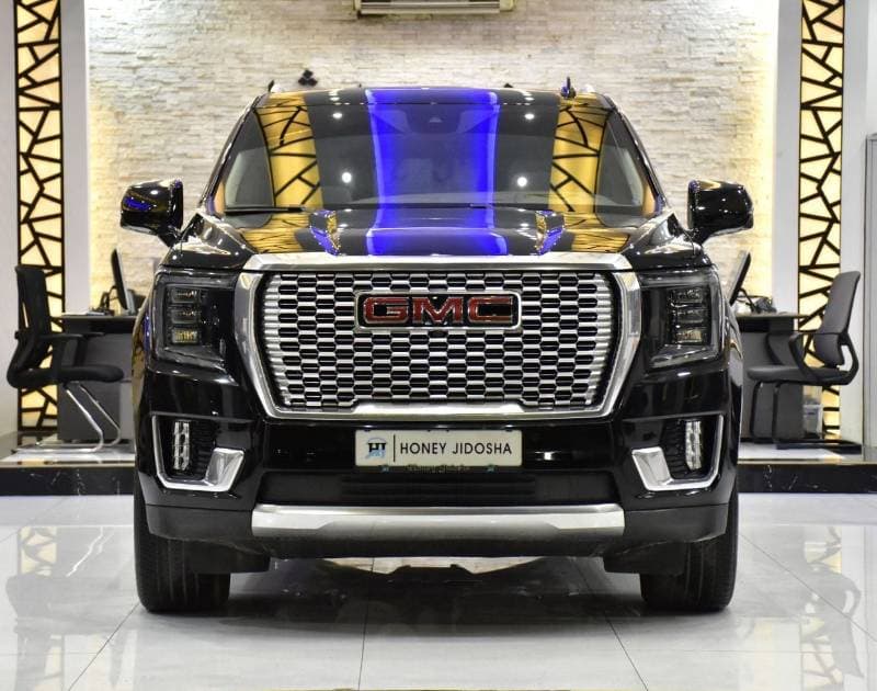 2023 GMC Yukon DENALI thumbnail 2