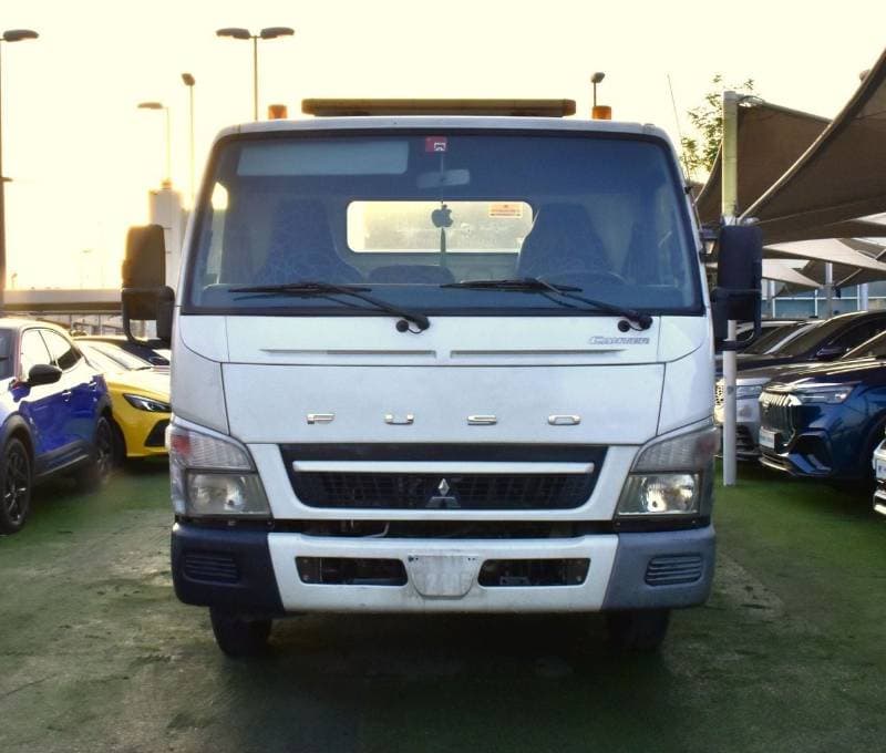 2017 Mitsubishi Fuso Canter . thumbnail 2