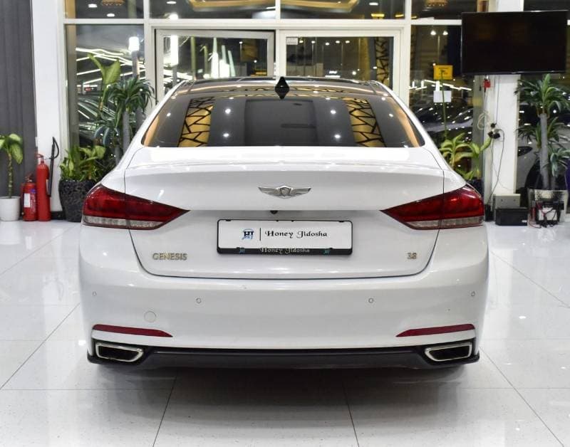 2016 Hyundai Genesis PLATINUM thumbnail 5