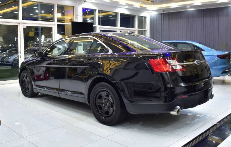 2015 Ford Taurus SE thumbnail 7