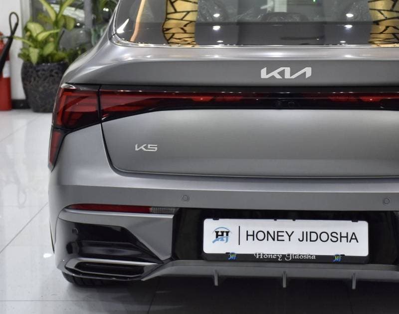 2025 Kia K5 thumbnail 8