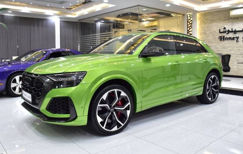 2022 Audi RSQ8 STANDARD thumbnail 3