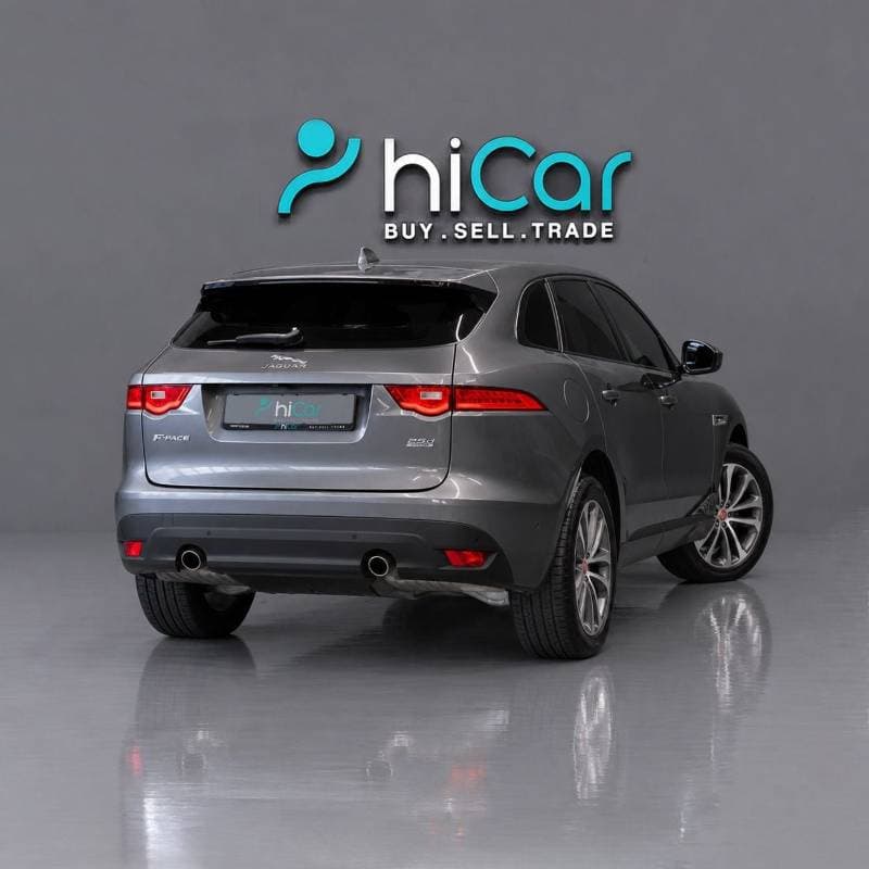 2019 Jaguar F PACE R SPORT thumbnail 3