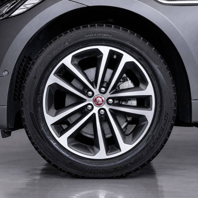 2019 Jaguar F PACE R SPORT thumbnail 7