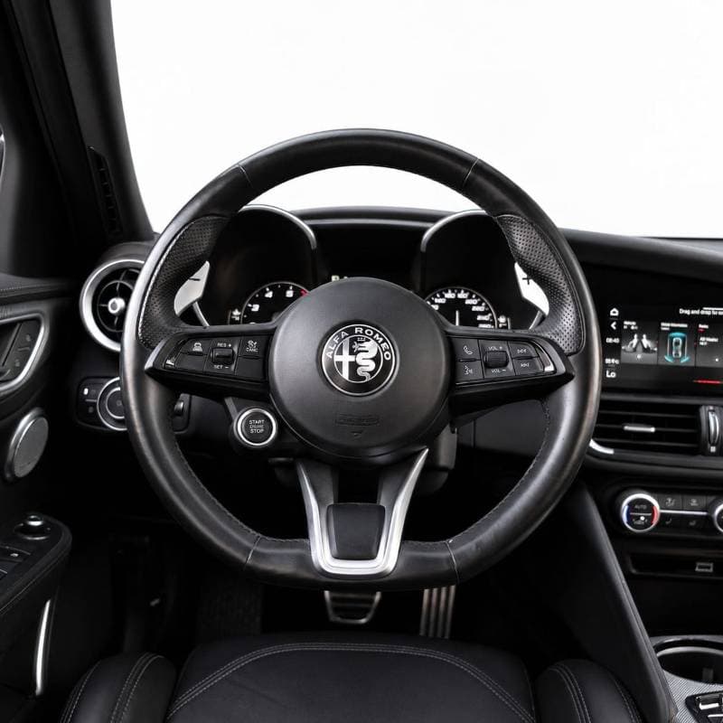 2022 Alfa Romeo Giulia VELOCE thumbnail 8