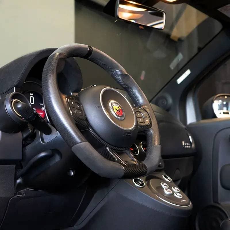2023 Abarth 695 TURISMO thumbnail 8