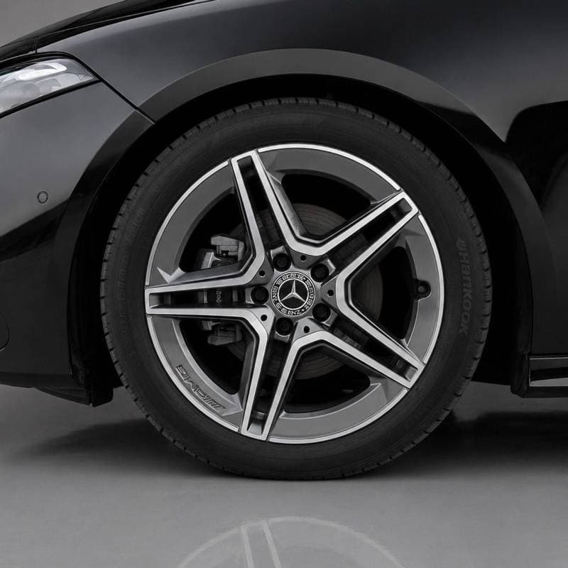 2025 Mercedes Benz A200d AMG LINE thumbnail 6